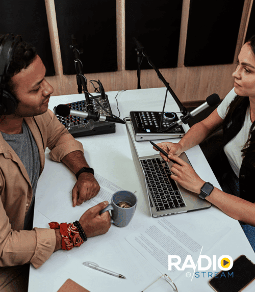¿Cómo funciona la radio por internet? Transmisión de audio: qué es y cómo funcionaTransmisión
